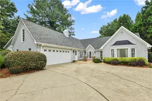 469 Timberlea Lake Dr SE, Marietta, GA 30067 - Photo 1