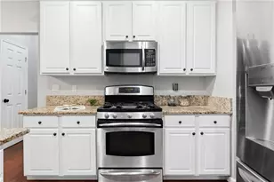 575 Kingsport Dr, Alpharetta, GA 30076 - Photo 11