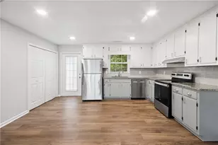 360 Bellemeade Dr SW, Marietta, GA 30008 - Photo 11