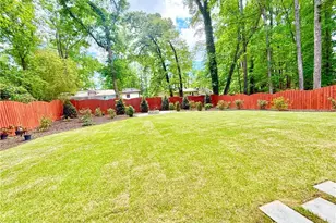 8399 Lake Dr, Snellville, GA 30039 - Photo 31