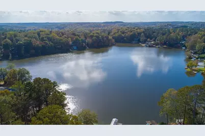 8399 Lake Drive, Snellville, GA 30039 - Photo 37