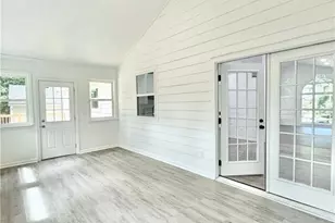 8399 Lake Dr, Snellville, GA 30039 - Photo 13