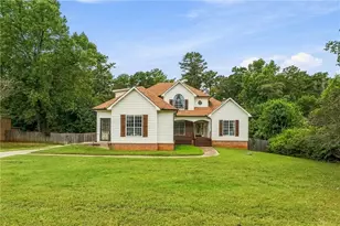 449 Walnut Creek Dr, Stockbridge, GA 30281 - Photo 1
