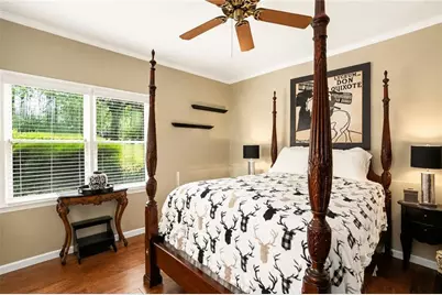 1054 Fairfield Drive NE, Marietta, GA 30068 - Photo 29