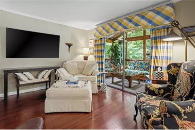 1054 Fairfield Drive NE, Marietta, GA 30068 - Photo 19