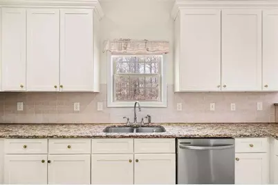 1300 Primrose Park Road, Sugar Hill, GA 30518 - Photo 15