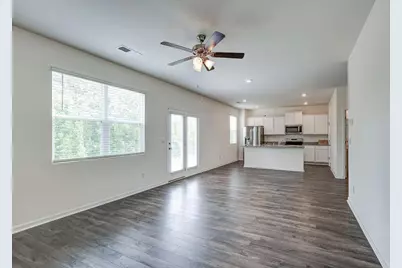 206 Aster Avenue, Locust Grove, GA 30248 - Photo 9