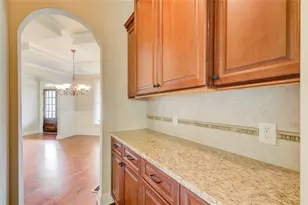 553 Hunting Hills Dr, Braselton, GA 30517 - Photo 3