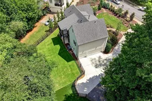 96 Woodstock Rd, Roswell, GA 30075 - Photo 47