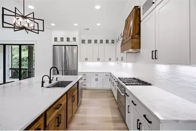 96 Woodstock Road, Roswell, GA 30075 - Photo 19