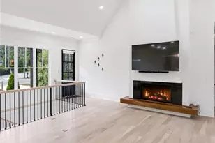 96 Woodstock Rd, Roswell, GA 30075 - Photo 11