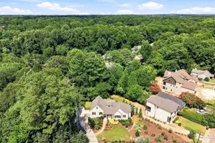 96 Woodstock Rd, Roswell, GA 30075 - Photo 49