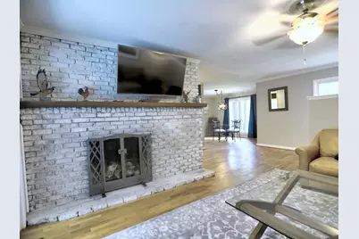 715 Glenforest Road, Sandy Springs, GA 30328 - Photo 11