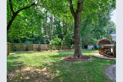 715 Glenforest Road, Sandy Springs, GA 30328 - Photo 29