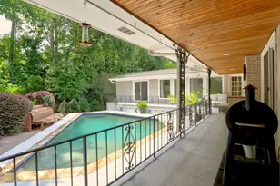 715 Glenforest Rd, Sandy Springs, GA 30328 - Photo 33