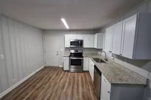 1214 S Broad St, Monroe, GA 30655 - Photo 9