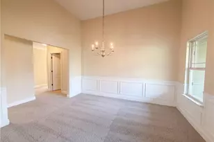 453 Castle Top Ln, Lawrenceville, GA 30045 - Photo 5