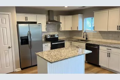 566 Rockwell Street SW, Atlanta, GA 30310 - Photo 5