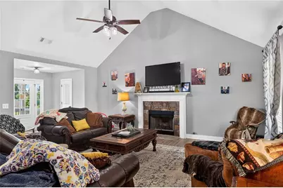 212 Burnt Hickory Lane SE, Calhoun, GA 30701 - Photo 5