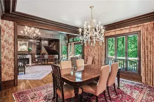2401 Spalding Dr, Sandy Springs, GA 30350 - Photo 13