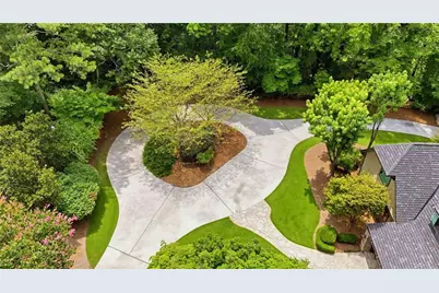 2401 Spalding Drive, Sandy Springs, GA 30350 - Photo 45