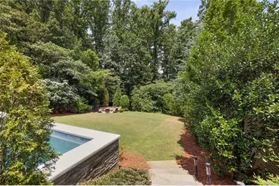 4667 Dudley Lane, Atlanta, GA 30327 - Photo 11
