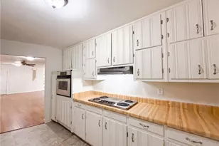 210 Pinewood Ln, Stockbridge, GA 30281 - Photo 13