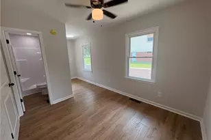 237 S Myrtle St, Winder, GA 30680 - Photo 27