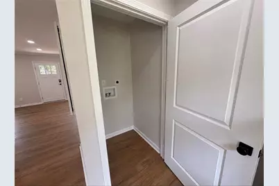 237 S Myrtle Street, Winder, GA 30680 - Photo 9