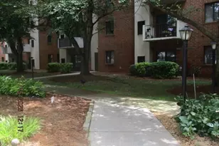 300 Johnson Ferry Rd, Sandy Springs, GA 30328 - Photo 11