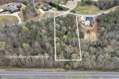 240 Woodmont Drive, Cornelia, GA 30531 - Photo 7