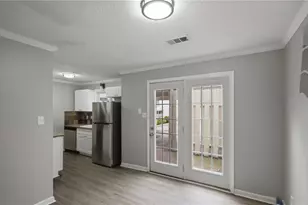 218 Mill Creek Pl, Roswell, GA 30076 - Photo 11