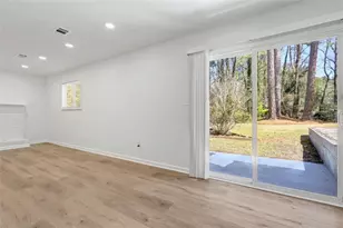 7230 Connell Rd, Fairburn, GA 30213 - Photo 9