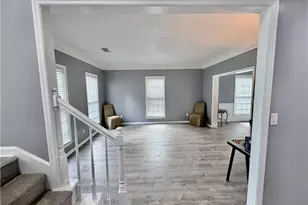 595 Mountain Harbor, Stone Mountain, GA 30087 - Photo 3