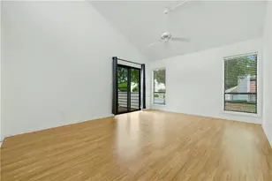 605 Serramonte Dr, Marietta, GA 30068 - Photo 11