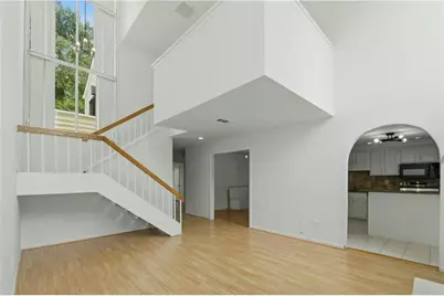 605 Serramonte Drive, Marietta, GA 30068 - Photo 7