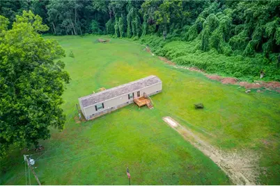 492 Gumlog Creek, Martin, GA 30557 - Photo 1