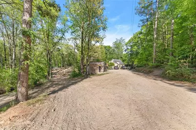 360 Davenport Road, Braselton, GA 30517 - Photo 9