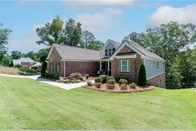 5171 Glen Forrest, Flowery Branch, GA 30542 - Photo 3