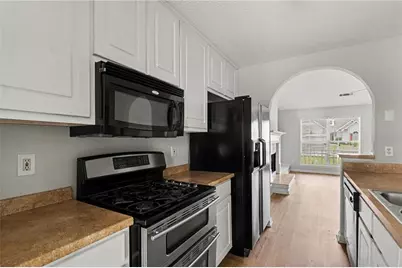 9009 Highland Pass, Fairburn, GA 30213 - Photo 15