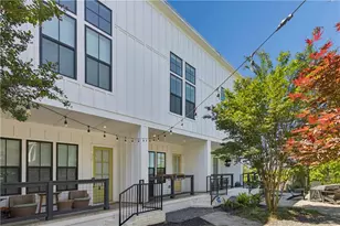 913 Brees Ct, Atlanta, GA 30318 - Photo 1