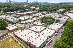 913 Brees Ct, Atlanta, GA 30318 - Photo 41