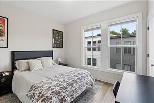913 Brees Ct, Atlanta, GA 30318 - Photo 25