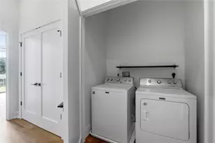 1300 Memorial Dr SE, Atlanta, GA 30317 - Photo 27
