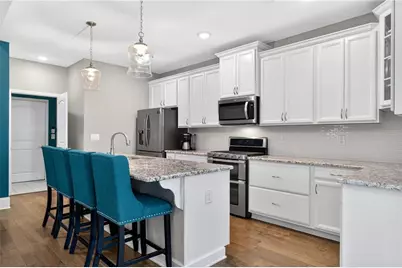 527 Margaret Lane, Woodstock, GA 30188 - Photo 13