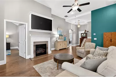 527 Margaret Lane, Woodstock, GA 30188 - Photo 11