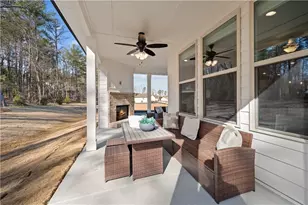 2555 Dixon Pl, Lawrenceville, GA 30045 - Photo 17