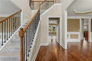 5605 Viewpoint Ct, Suwanee, GA 30024 - Photo 3