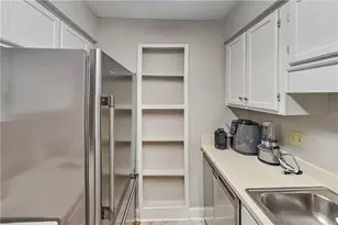 3104 Pine Heights Dr NE, Atlanta, GA 30324 - Photo 3