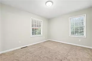 2823 Marco Dr NW, Atlanta, GA 30318 - Photo 11